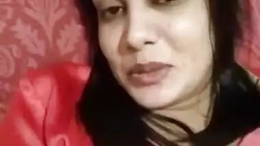 Indian Cute Girl Fingering herself 2