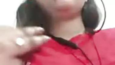 Gorgeous girl cam show seducing with big boobs