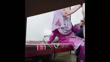 Assamese Muslim girl’s hidden sex MMS